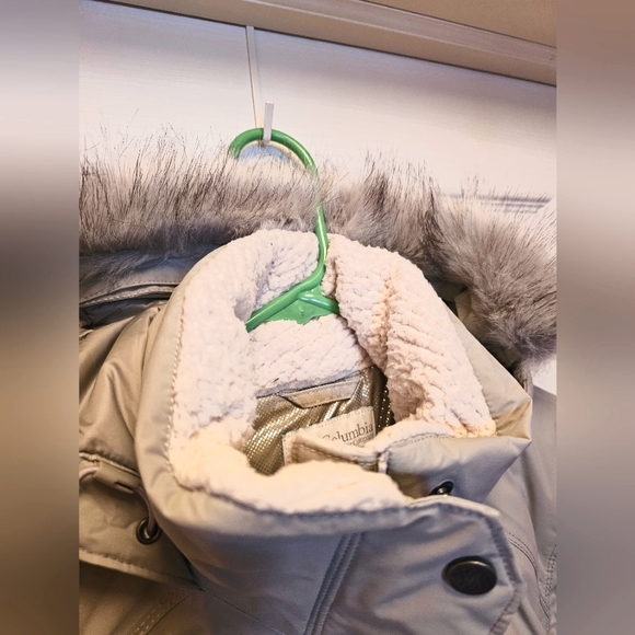 Columbia Winter Jacket - Picture 5 of 5